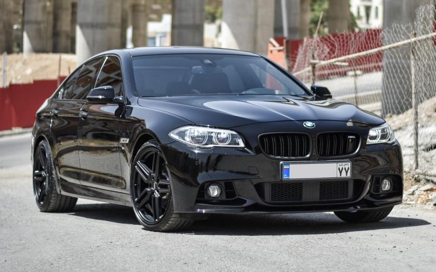 BMW 528i Sedan on Vossen Wheels (HF-1) '2019